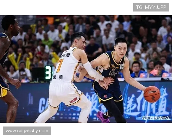 广东宏远迎战强敌全力冲击季后赛 关键时刻谁能挺身而出引发关注