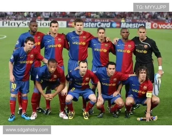 探寻欧洲足球俱乐部百年兴衰与城市文化交织的竞技魅力全景纪实