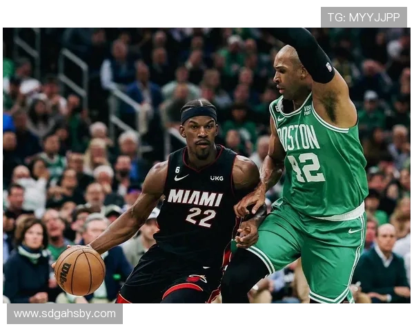 老鹰队与凯尔特人激战正酣 谁将笑到最后挺进季后赛决胜阶段 老鹰队与凯尔特人激战正酣 谁将笑到最后挺进季后赛决胜阶段