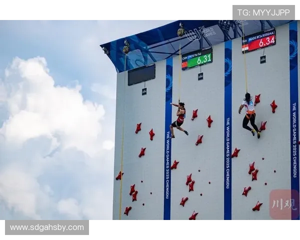 成都攀岩队与武汉攀岩队赛后心理素质对比分析与反思