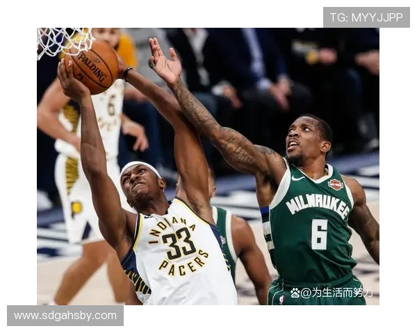 2012年NBA经典对决勇士队与热火队的精彩瞬间回顾与分析