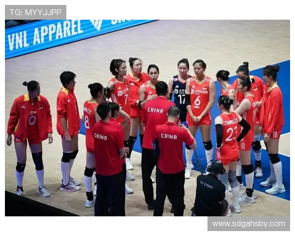 中国女排精彩重播对阵日本队赛况分析与精彩瞬间回顾