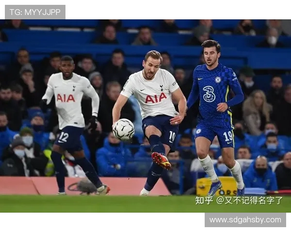 埃因霍温对阵巴塞尔精彩比赛直播全程回顾与分析