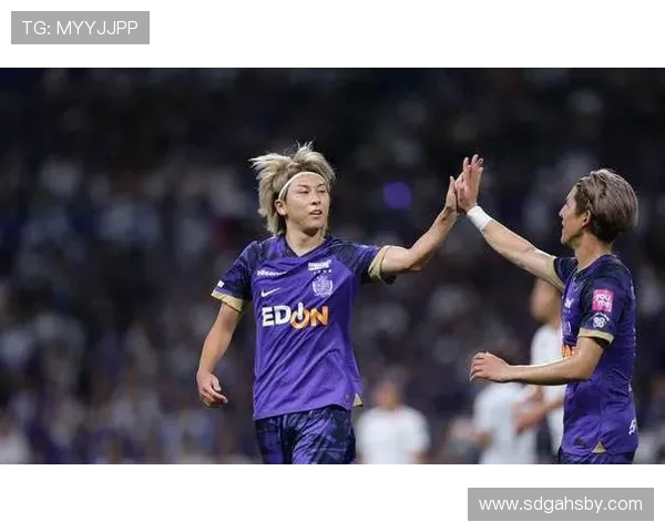 大分山神与广岛三箭激战在即谁能在这场对决中笑到最后