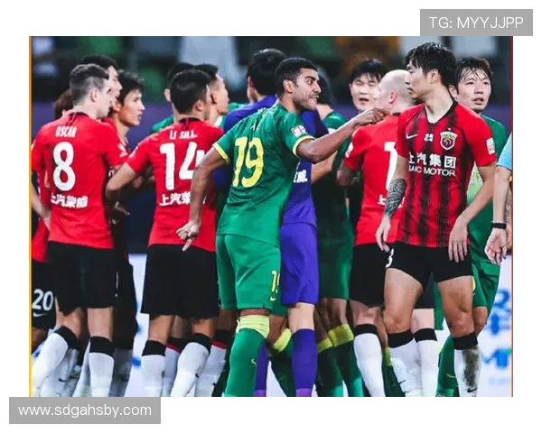 恒大与国安激战正酣精彩比赛直播全程回顾与分析